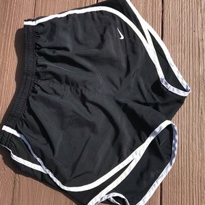 Black NIKE running shorts XS